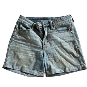 Old Navy Women's Light Blue Jean Shorts High Rise (size 4)
